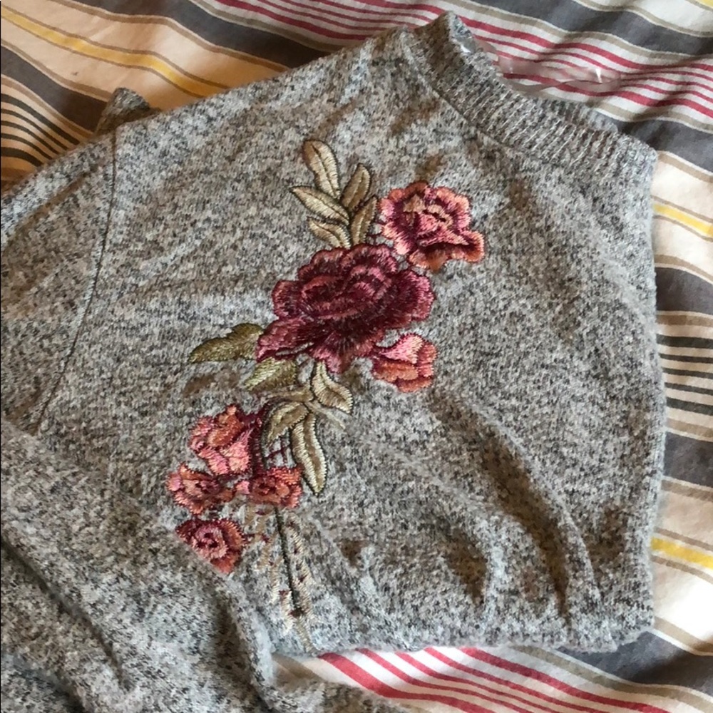 Long sleeve sweater